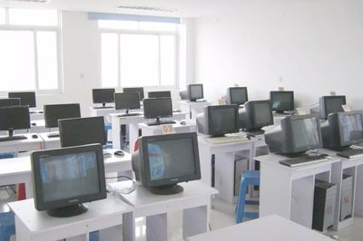 我用心教學，你開心學車！細說姜堰的良心駕校（一） 先進計算機設備的優勢